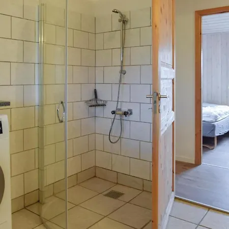 Seven-bedroom In 度假居 *