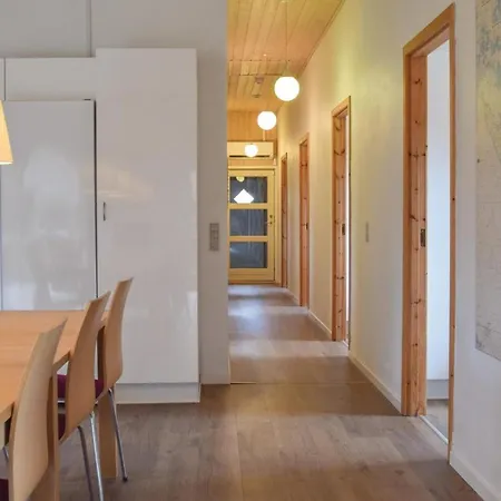 度假居 Seven-bedroom In *